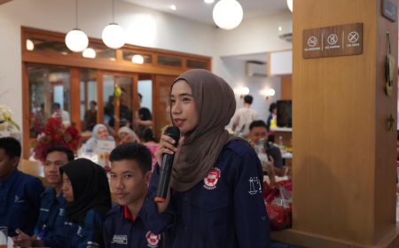 Pererat Silaturahmi Ramadan, KAI Logistik Gelar Buka Puasa Bersama Komunitas Railfans