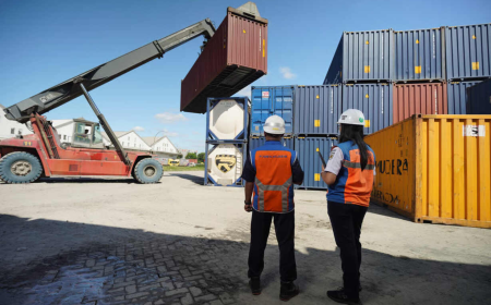 KAI Logistik Kelola 2,2 Juta Barang, Peti Kemas Naik 40%