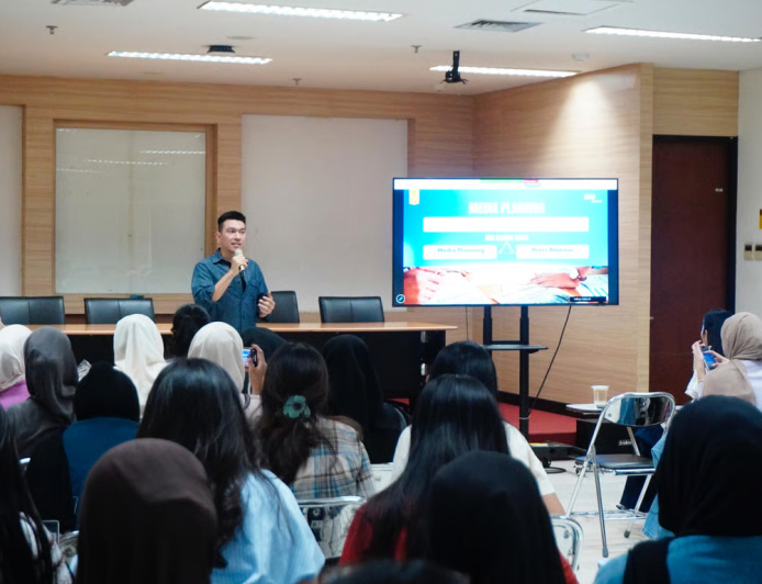 KAI Bandara Dorong Pemberdayaan SDM melalui Keterlibatan sebagai Dosen Tamu di Universitas Indonesia