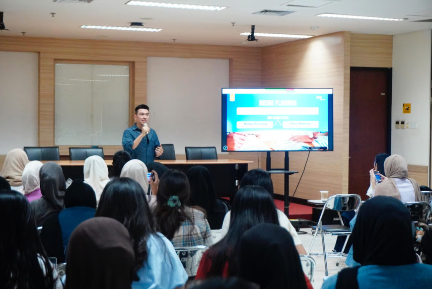 KAI Bandara Dorong Pemberdayaan SDM melalui Keterlibatan sebagai Dosen Tamu di Universitas Indonesia