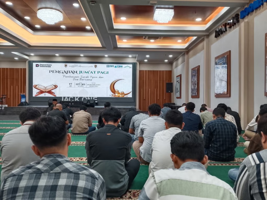 Pengajian Rutin Jumat di BRI Region 6 Berlangsung Khidmat dan Penuh Kehangatan